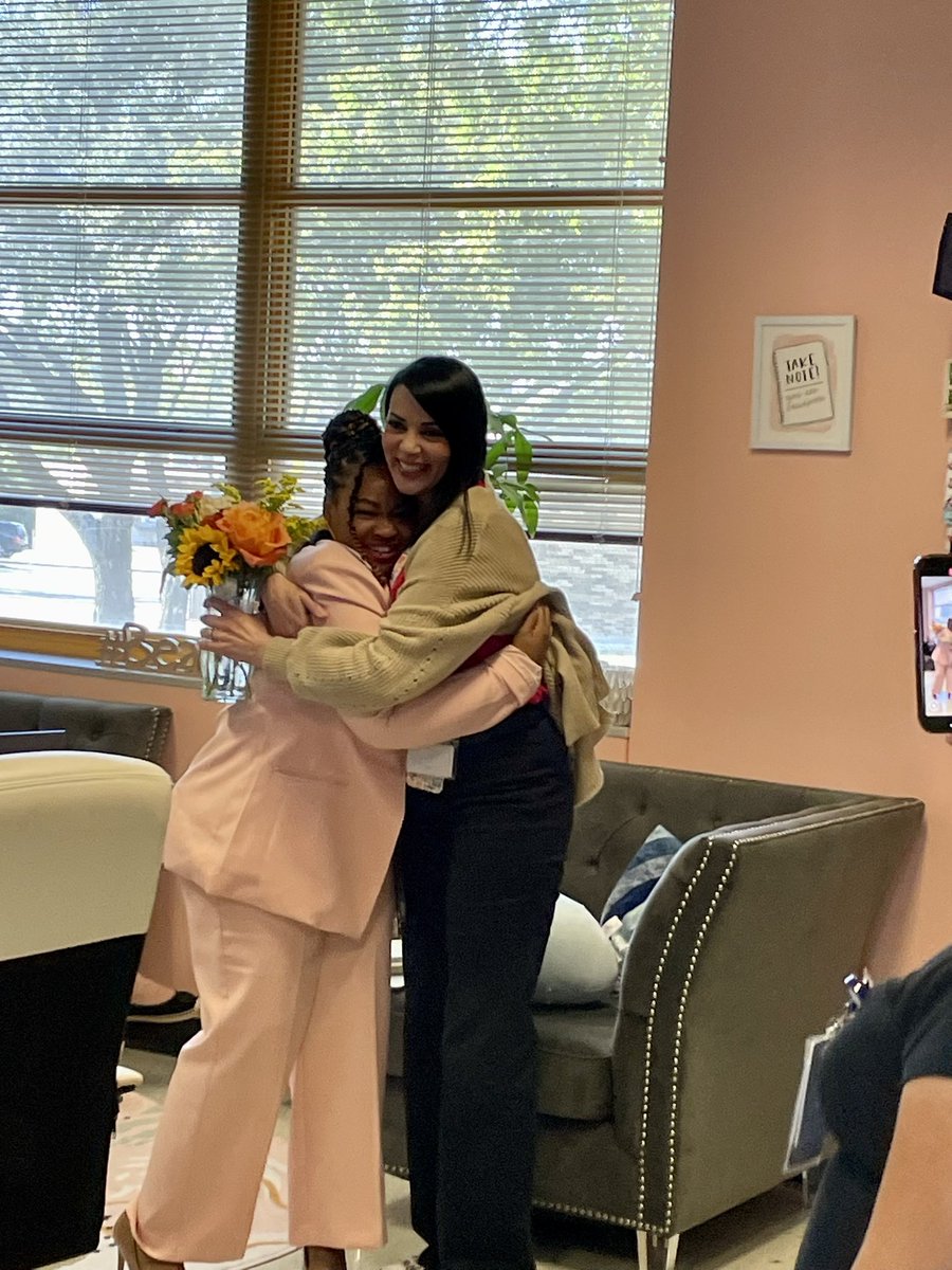 JackLoweSrES's tweet image. Congratulations to our Teacher of the Year, Christine! Your passion and dedication help our students soar to new heights everyday. Thank you for helping Jack Lowe take flight! ✈️ @SPEDTEACHDISD @SHARDEECRYSTAL @N_Bernardino @Region5_DISD