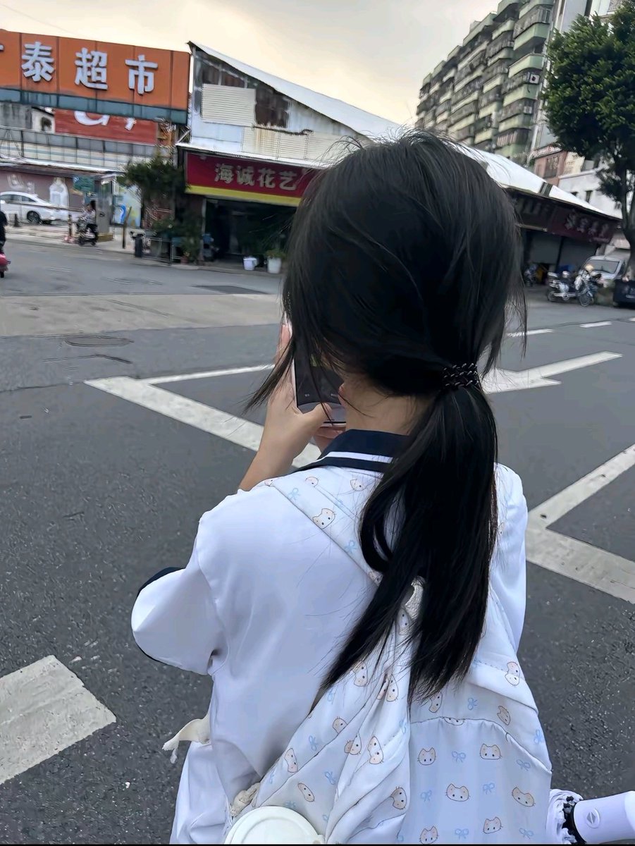mbwsnb's tweet photo. 爆耍08年的女高中生 https://t.co/rOEBaIBcZr