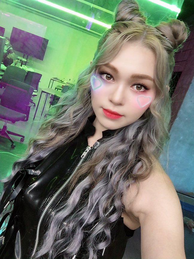 seriinade's tweet image. 2019 - 2025 ✨ happy 6 years ♡
💣⚔️🐾😈💥🎀🖋️🌀👠☁️📀⛓️‍💥✅