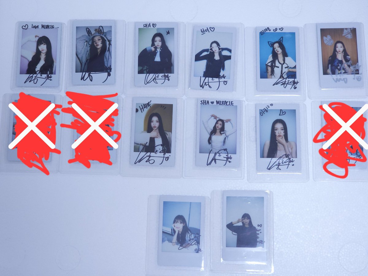 싸인폴라 싸폴 ohmygirl yooa arin
오마이걸 유아 아린 싸인 폴라로이드 각 10+재배비에 양도합니다
Sell
open.kakao.com/o/shd7RHUh