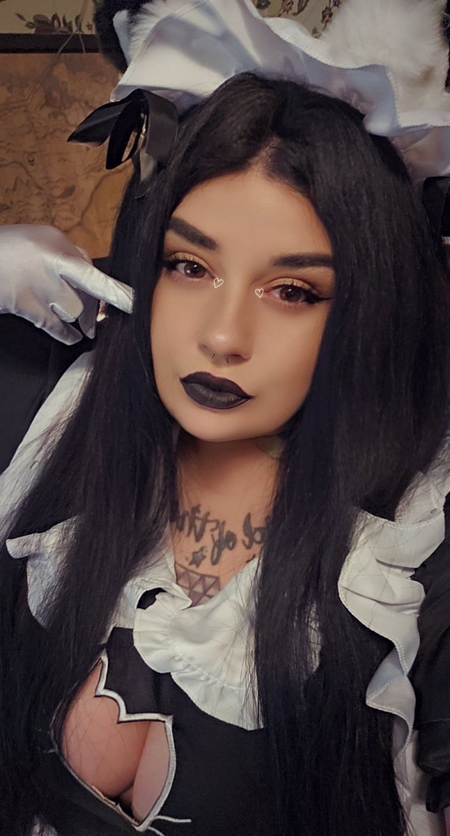 𝔇𝔬𝔳𝔞𝔮𝔲𝔢𝔢𝔫 🦇 tweet media