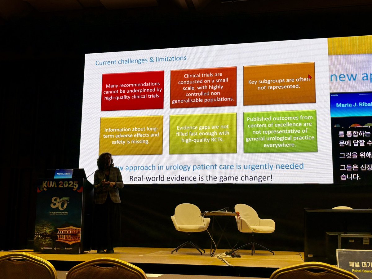 #EAU #KUA Exchange Programme continues at #KUA2025 in #Seoul🇰🇷 Inspiring state-of-the-art lecture by <a href="/MariaJRibal/">Maria J. Ribal</a> 🌟 #guidelines should be flexible, adaptable &amp; evidence-based 📖🤖 a bridge 🌉 towards our patients
<a href="/Uroweb/">European Association of Urology (EAU)</a> <a href="/KorUrological/">KUA대한비뇨의학회</a> <a href="/drboss_urology/">Chang Wook Jeong</a>