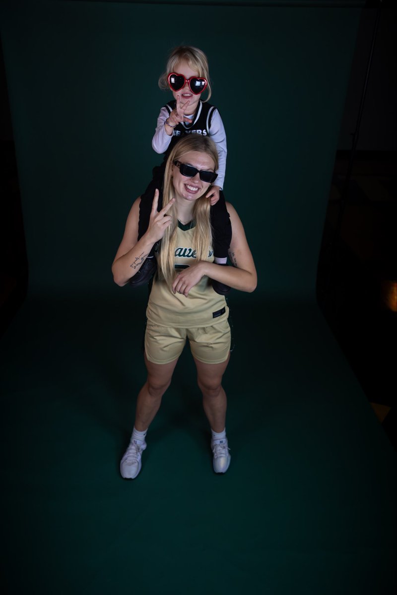 Caught you doom-scrolling… here’s something worth stopping for: beaver hoops media day sneak peek 🎥