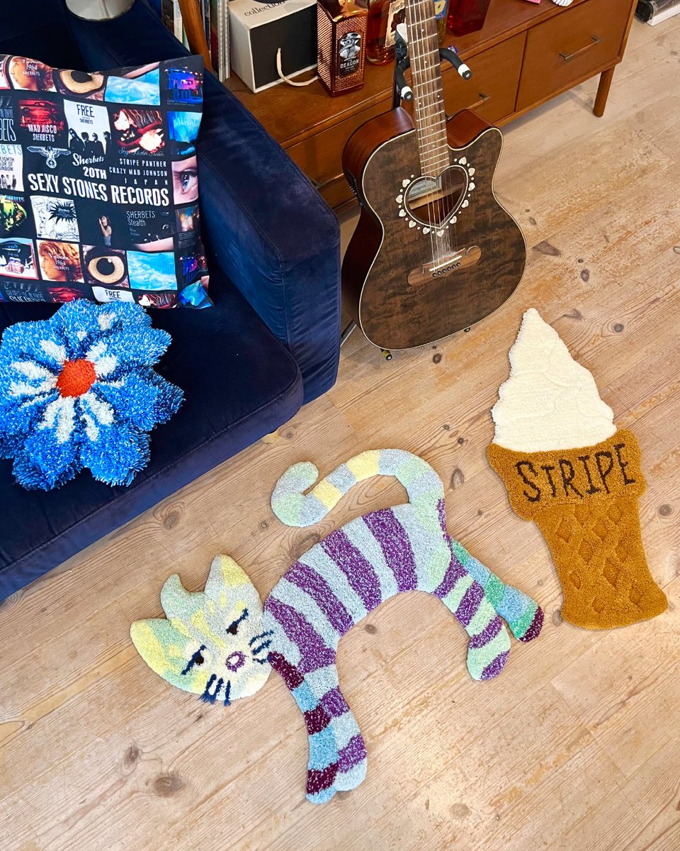 浅井健一氏とのコラボラグコレクションを来年1月より発売、サンプルを