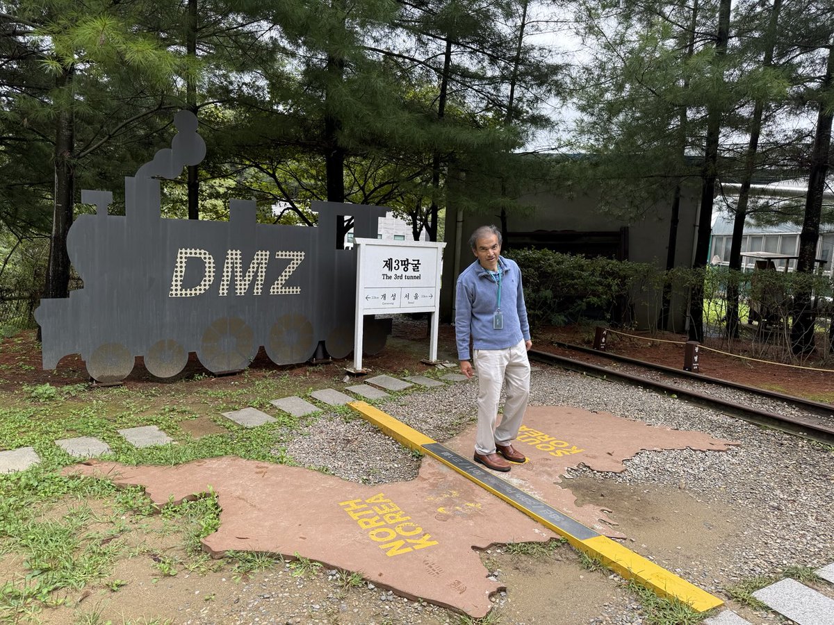 तरुण मुलींना दिवाळीचा संदेश, "मुलगा खूप चांगला निवडला तरी नवरा म्हणून तो खराब असतो कारण नवरा ही एक वृत्ती आहे, व्यक्ती नाही!”