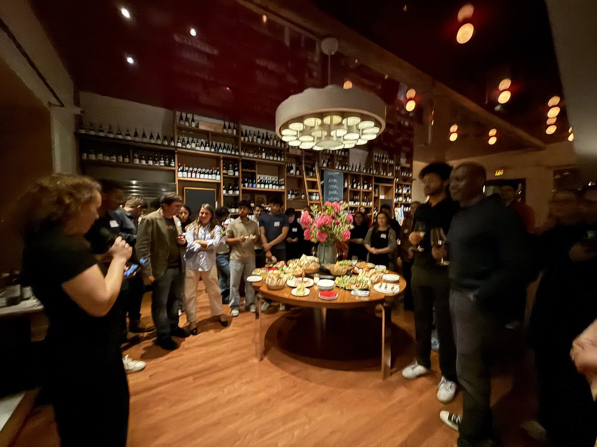 I’ll always be #DRF4Life - incredible evening reconnecting with all the <a href="/DormRoomFund/">Dorm Room Fund</a> alumni ✨