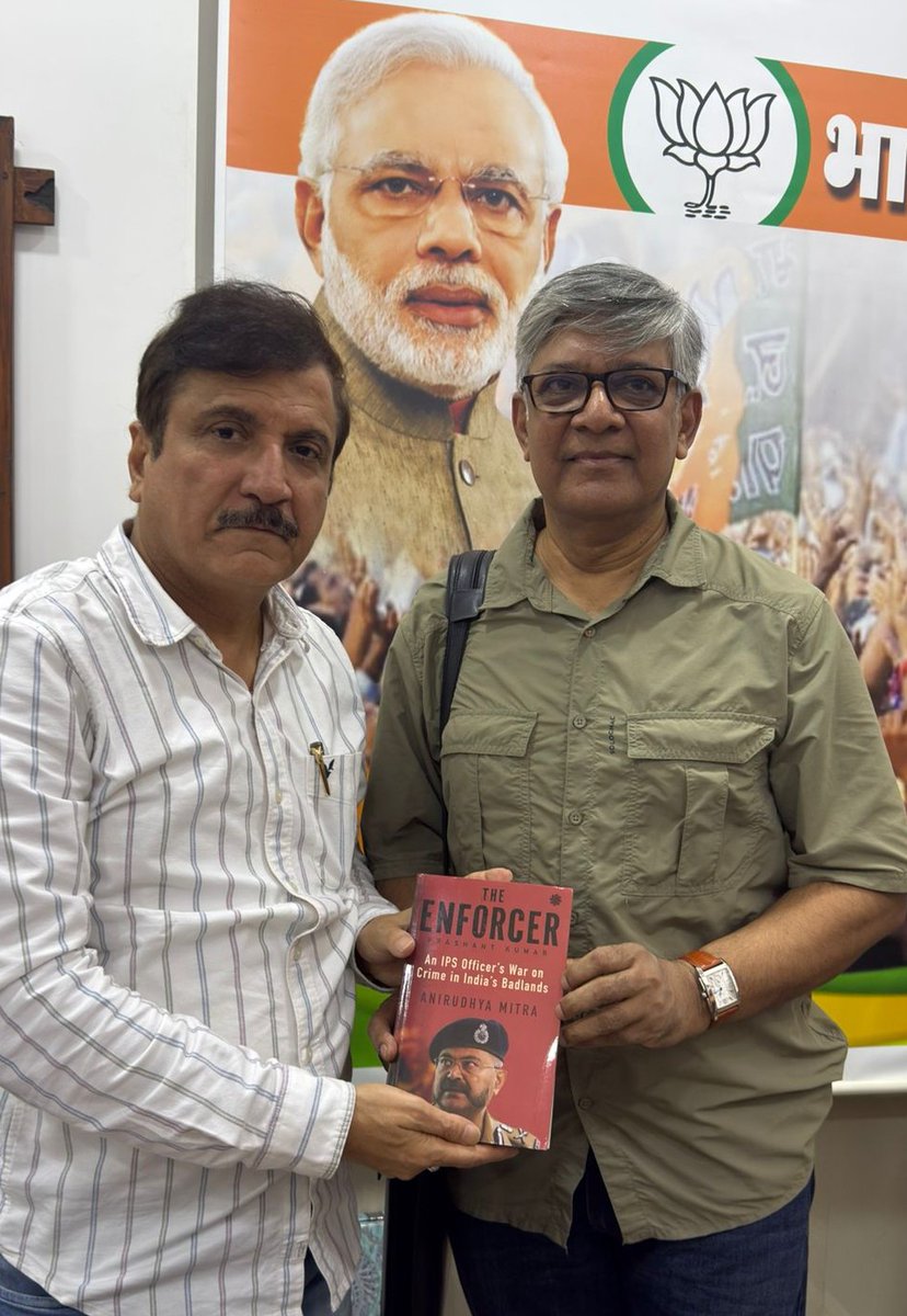 Shri Atul Bhatkhalkar, my MLA, launched my book on the occasion of Diwali. A third time MLA, Atulji is an avid reader who carries a book everywhere. He had launched my last book 90 DAYS too and gave me feedback. I wish him great health and a lot more success in his political