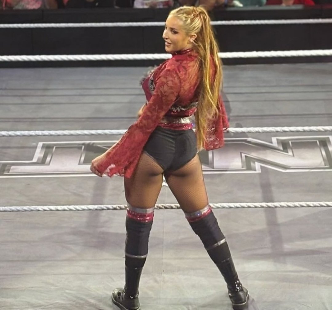 LOBHer0's tweet photo. Lainey Reid ๐๐ #WWERaw #WWENXT #WWECrownJewel #WWEEvolution #NXTNoMercy #WWE2K26 #hotbrunette #nxt
#beautiful #hot #sexy #gorgeous #pretty #baddie #wrestling #bigbooty #bigboobs #gooner #goon #wrestlingdivas #nsfwtwt #NSFW #thiccc #hotbody #igmodel #laineyreid #petite #baddie #WWEonNetflix #wrestlingbabes #chudai #womenofwrestling #wrestlingbabes #thickness #BikiniBeauty #bikini #photoshoot #gyatt #prettyeyes