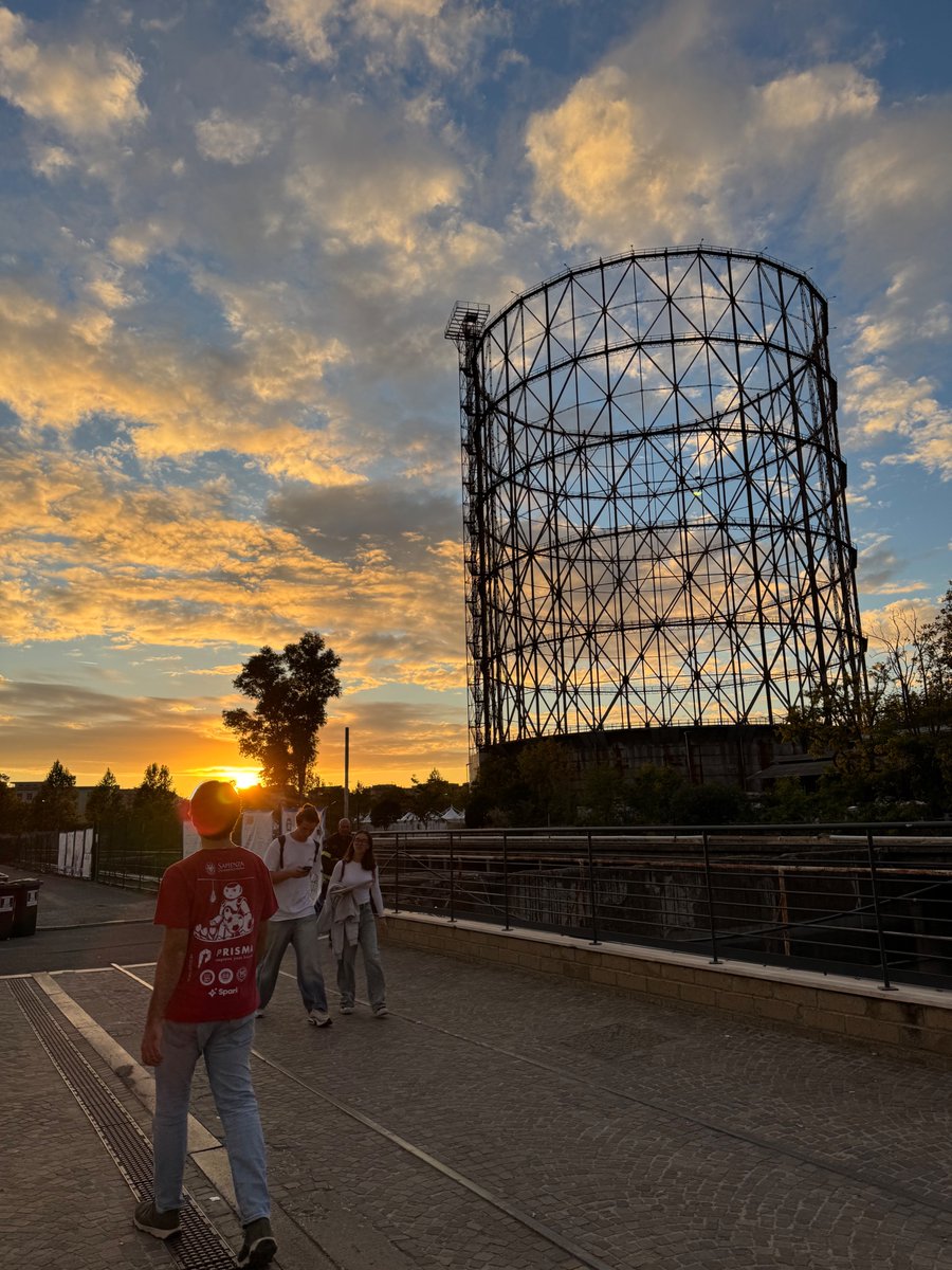 Blossombrb's tweet image. Rome last week is something else.🇮🇹✨
Walking past centuries‑Gasometer frame into a hall alive with robots, IoT modules, and AI‑powered creations, you feel history and tomorrow meet — the echo of the past blending seamlessly with the hum of future machines.
#M5Stack #MFR2025