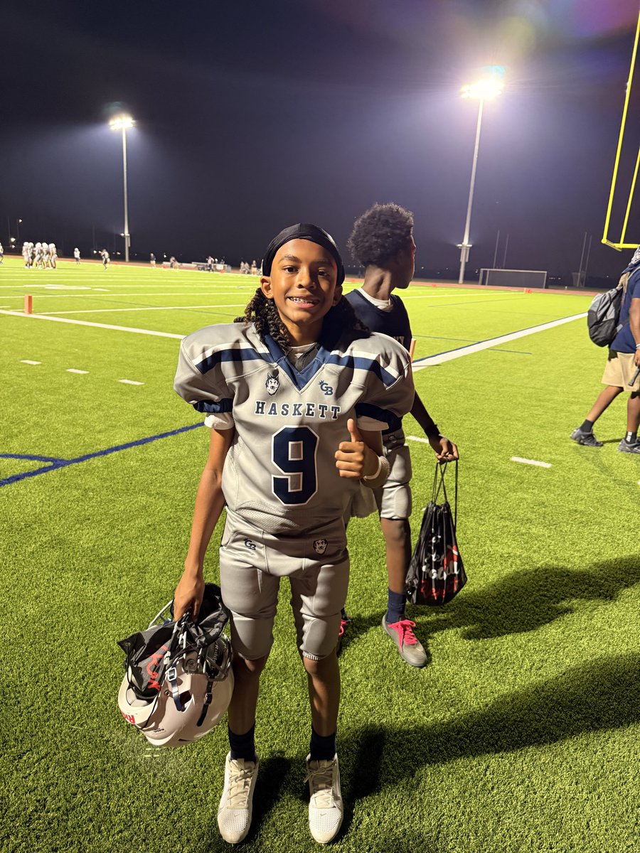 MrsMWilliams5's tweet image. And that my friends is a wrap on the 1st and last season of junior high football! #WayToGoHuskies #WeAreHaskett @HJH_Athletics @HaskettJH