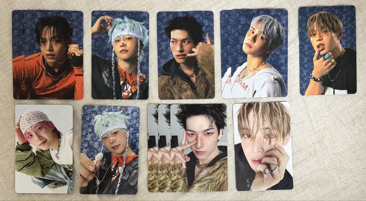 Ka___0304's tweet photo. JO1 Hands In My pocket 交換

【譲】 
添付のもの
(大平、川尻、木全、金城、河野、佐藤、鶴房、豆原、與那城)

【求】
川西、白岩

◯ステッカー(郵送)はトレカ含む交換希望
◯セルカ↔︎セルカ

都内手渡し、郵送での交換希望🕊️
よろしくお願いいたします。

#JO1交換 https://t.co/MI5ZH9ZUQX