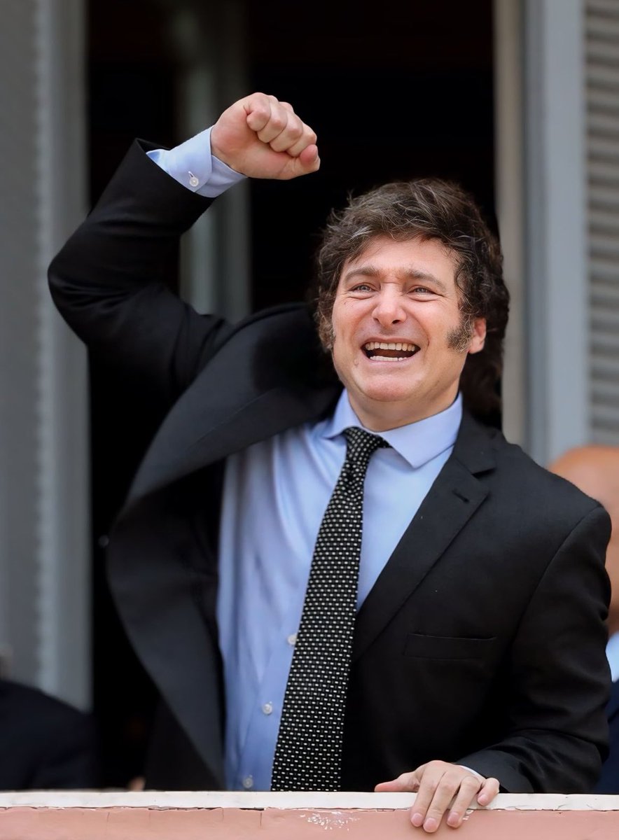 ElTrumpista's tweet image. Feliz cumpleaños al mejor Presidente de la Historia, Javier Milei.

Y más importante, el Presidente que le devolvió la esperanza a los argentinos.