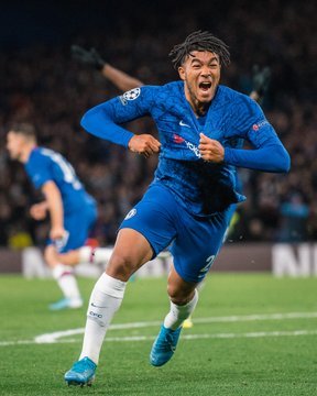 Good Morning FT 👑 

We give thanks to the Lifter of men and the greatest all for the grace to see another day.

It was awesome last night 
- defeat for Jose Mourinho 
- defeat for Diego Simeone 
- defeat for Antonio Conte 
But today is the main event.
World Champions Chelsea