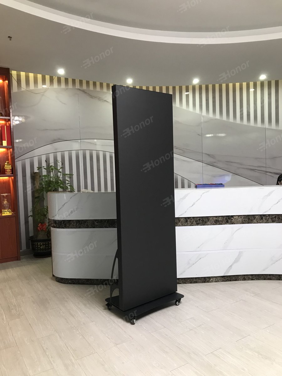 Joycehonorled's tweet image. P2.5 Die cast aluminum Led Poster 
✅Refresh rate: 7680hz
✅Seamles Combine
✅Support WIFI, USB, Bluetooth
✅Remote control

---Contact Joyce---
Whatsapp +86-13978333989
Wechat: joycewu_2022
Line: @519ycsji

#ledposter #posterdisplay #ledposterdisplay #ledposterscreen #ledscreen