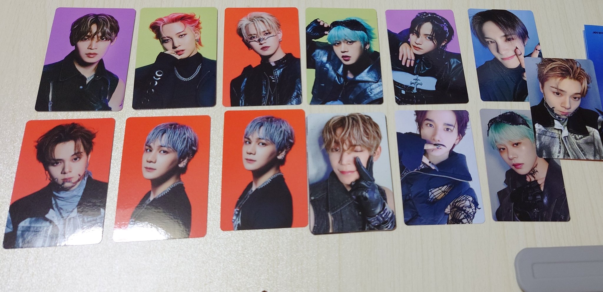 バンタン＆トゥバ 他メン トレカ 生ハム (@wakuwaku_chan17) / Posts / X