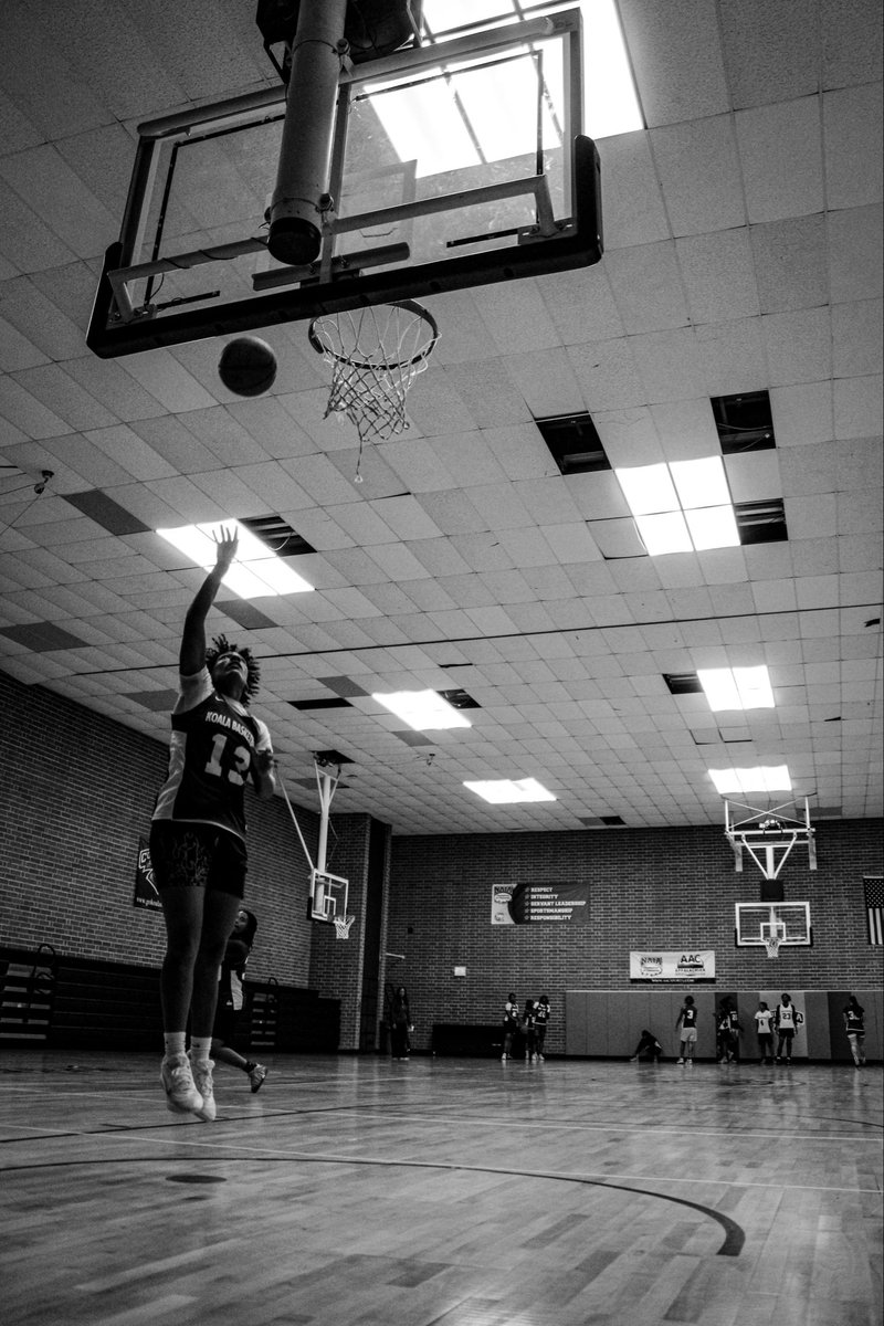KoalaWBB's tweet photo. The beauty’s in the work nobody sees. 💜🐨

📸: @shotzbyzi__ 

#RiseAsOne | #KoalaNation | #LockedIn https://t.co/vukCY0RykO