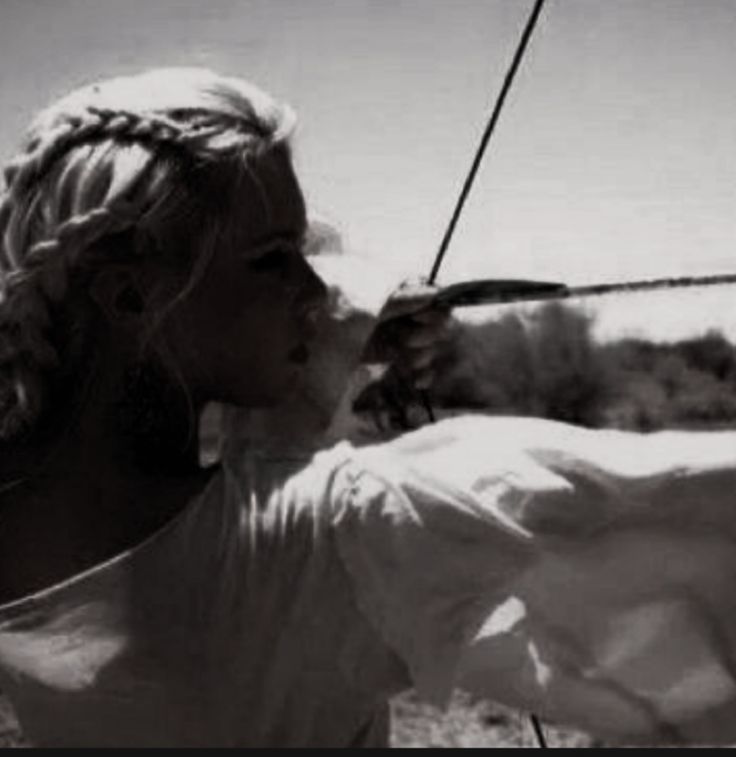 De_LuaCN's tweet photo. #ASOIAFOC2025 | Day two [belated]: 𝕴𝖓𝖘𝖕𝖎𝖗𝖆𝖙𝖎𝖔𝖓𝖘 

Daena the Defiant | Alysanne Blackwood 
Lúthien Tinúviel     | Aredhel Ar-Feiniel https://t.co/aadOhlFrMV