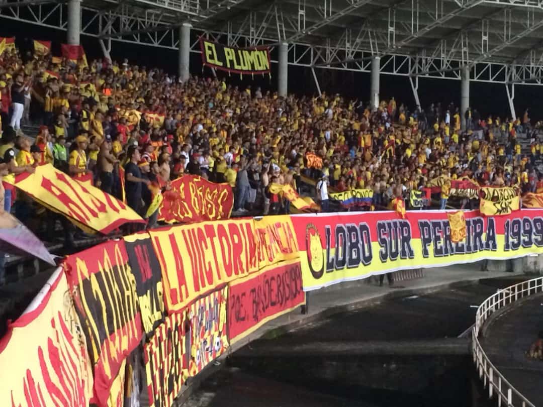 HINCAPIEDATOS's tweet photo. RÉCORD HISTÓRICO 

Deportivo Pereira impuso su propio récord institucional de 24 partidos consecutivos sin perder de local en el estadio Hernán Ramírez Villegas entre Liga y Copa.

El récord de local jugando en Pereira lo ostentó en el Alberto Mora Mora de 25 partidos en 1958. https://t.co/ImWA8Amqx2
