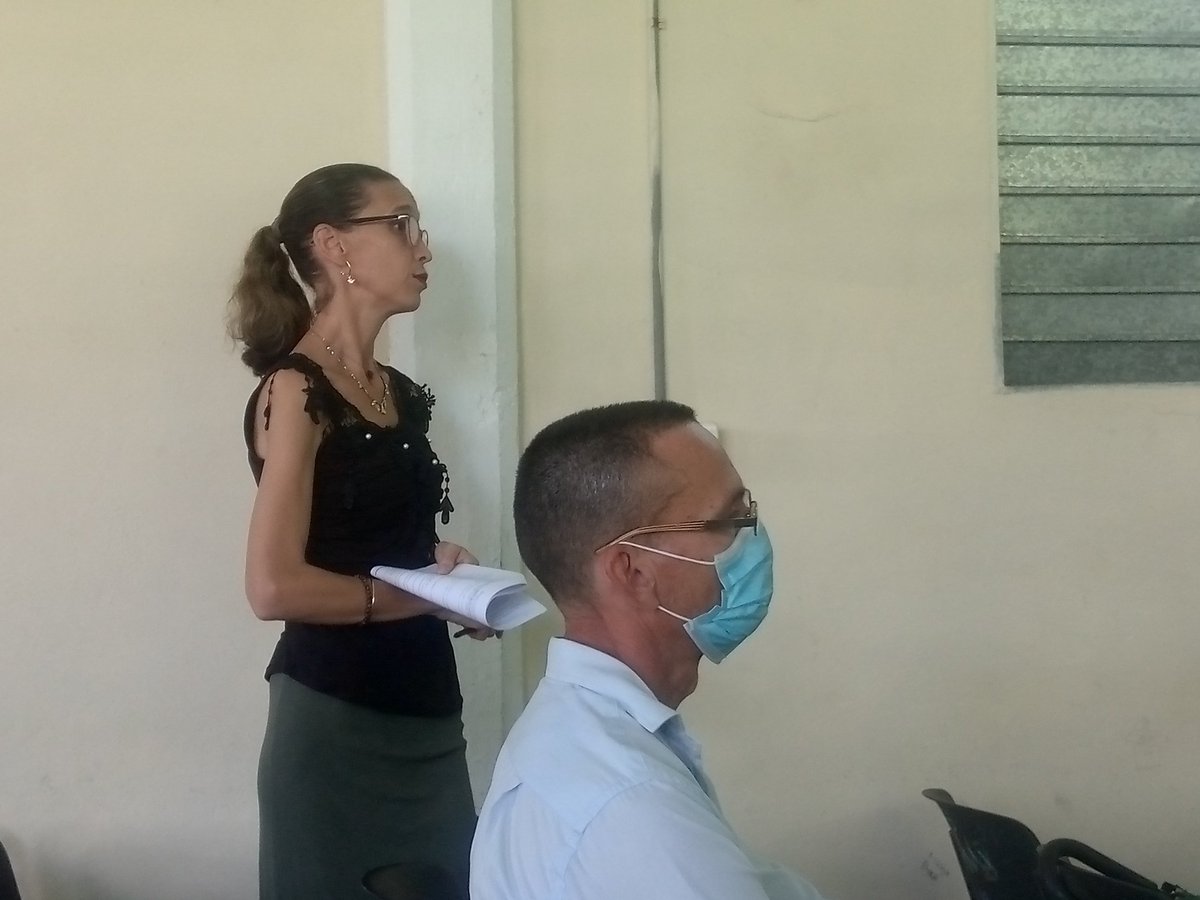 Efectuada en el Campus II Reunión de Trabajo del Consejo de Dirección de la #UniversidadDGranma, fue presidida por <a href="/BuenoF_Narcy/">Narcy Margarita Bueno Figueras</a> , su Rectora. Se debatieron temas vinculados con la actual etapa del curso. <a href="/CubaMES/">MES</a> <a href="/WalterBG_MES/">Walter Baluja García</a> #ProvinciaGranma  <a href="/YudelkisOrtizB/">Yudelkis Ortiz Barceló</a> <a href="/YanetsyTerry/">Yanetsy Terry Gutiérrez</a>