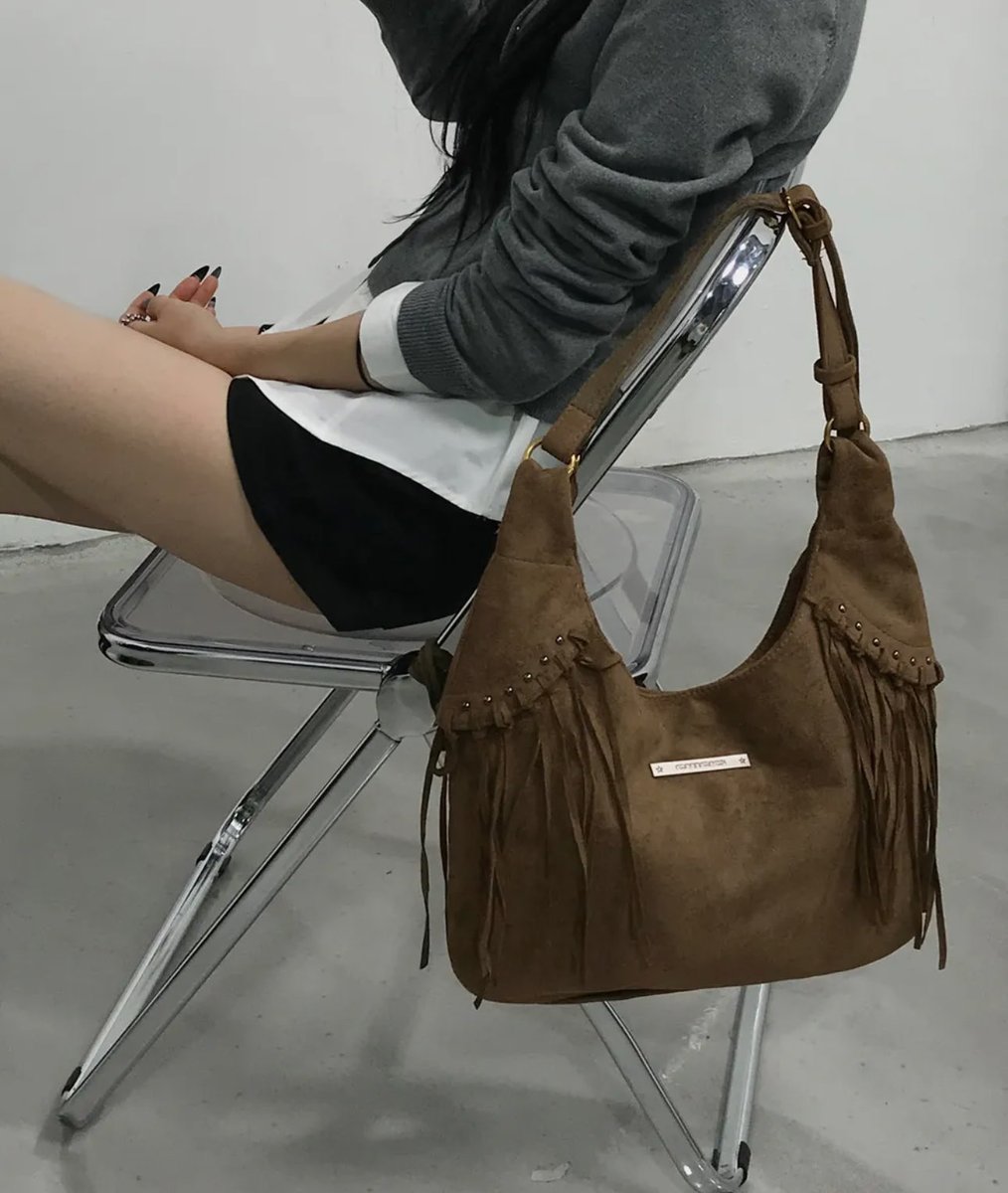 newspicy1214's tweet photo. #RT이벤트

아래글 #RT + #마음
3분 테슬 숄더백 , 3분 패치 캡모자 선물로 드립니다!!! https://t.co/4vHTXMqJ3I