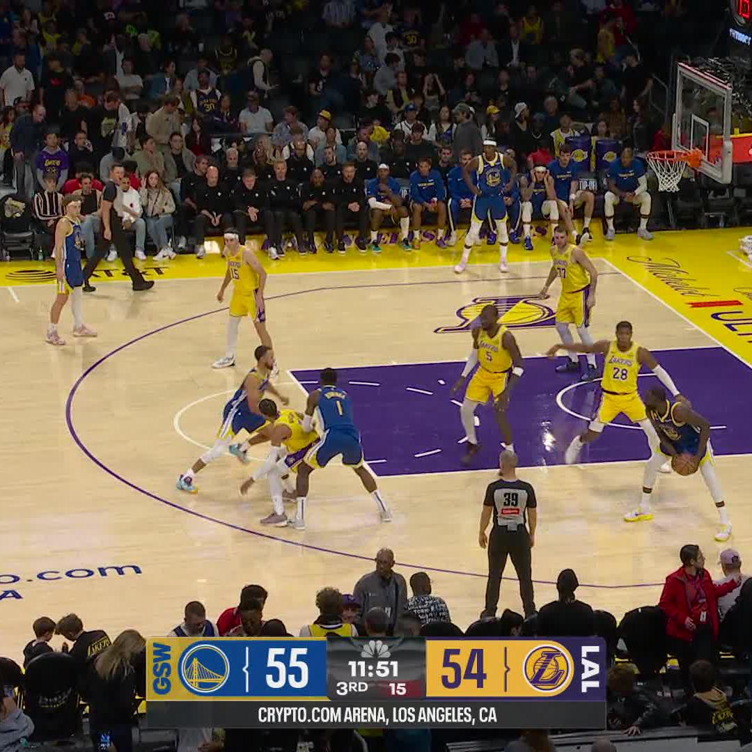 Starting the quarter off with range

📺 @NBAonNBC 
