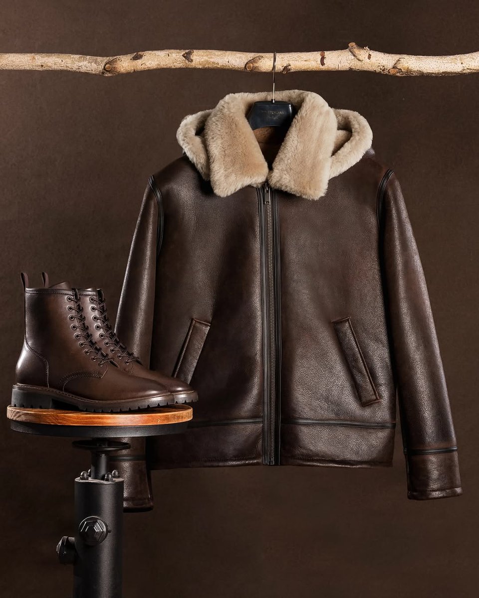 ThursdayBootCo's tweet image. The return of our Bronco Jacket collection starts with our new Black Label Sequoia leather - a bold brown leather built to outlast the seasons and wear in beautifully over time.
#ThursdayBoots
#Bronco
#Sequoia