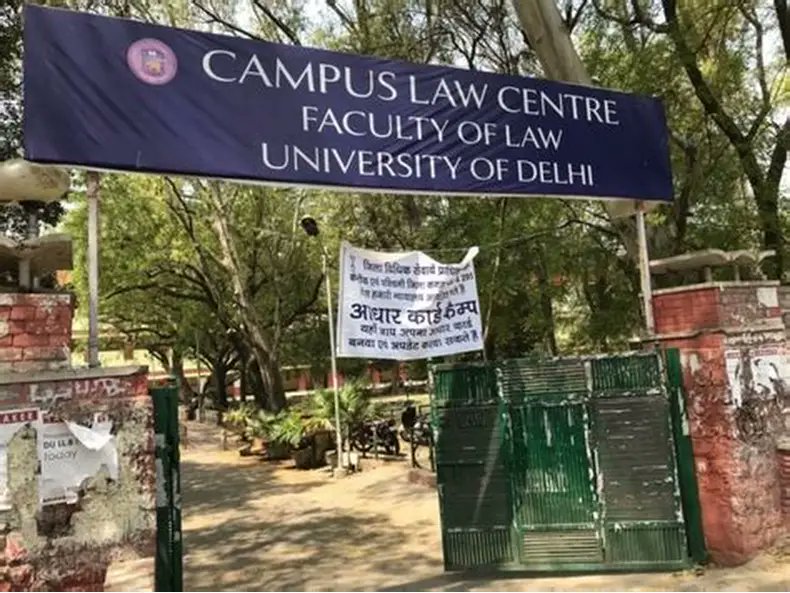 Manishafaculty's tweet image. A stimulating conversation with Prof. #RahulSingh( Faculty of Law, DU)- Sharp insights on law, Policy, &amp;amp; evolving role of Institutions. Always a pleasure to learn from such clarity of thought.