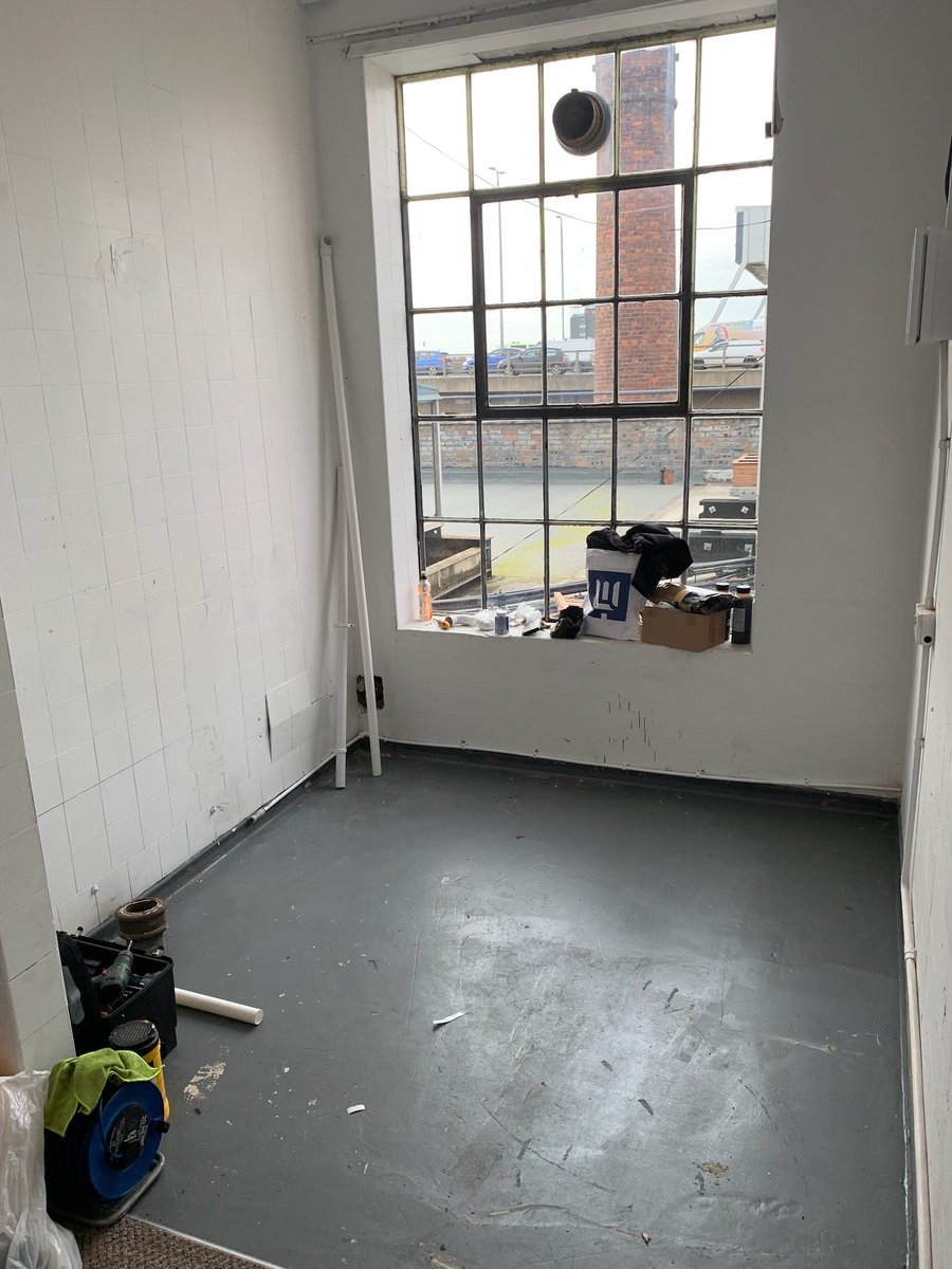 Ross Mackay tweet media