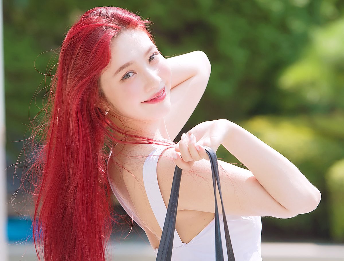 뭘해도다예쁜여자라더관심잇습니다!!