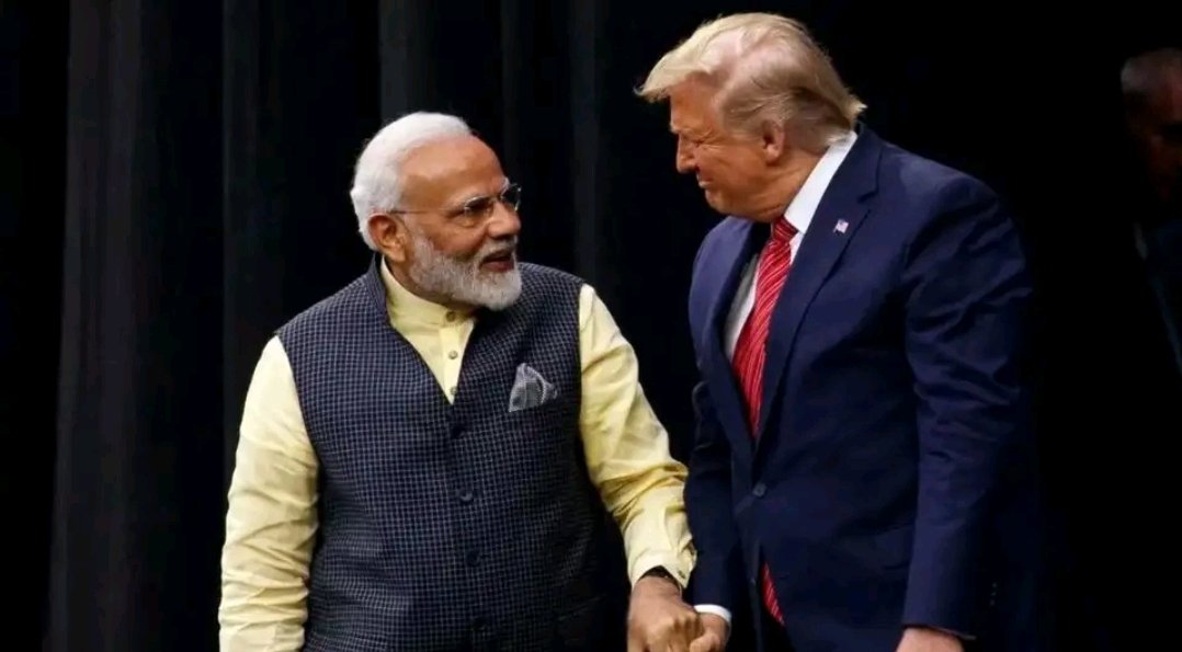 अमेरिकी राष्ट्रपति डोनाल्ड ट्रंप ने मंगलवार को वॉइट हाउस में आयोजित दीवाली समारोह में हिस्सा लिया। 

यही नहीं उन्होंने प्रधानमंत्री नरेंद्र मोदी से फोन पर बात भी की। इस दौरान उन्होंने पीएम मोदी को दिवाली की शुभकामनाएं दी, साथ ही 
#DonaldTrump #NarendraModi #India #America