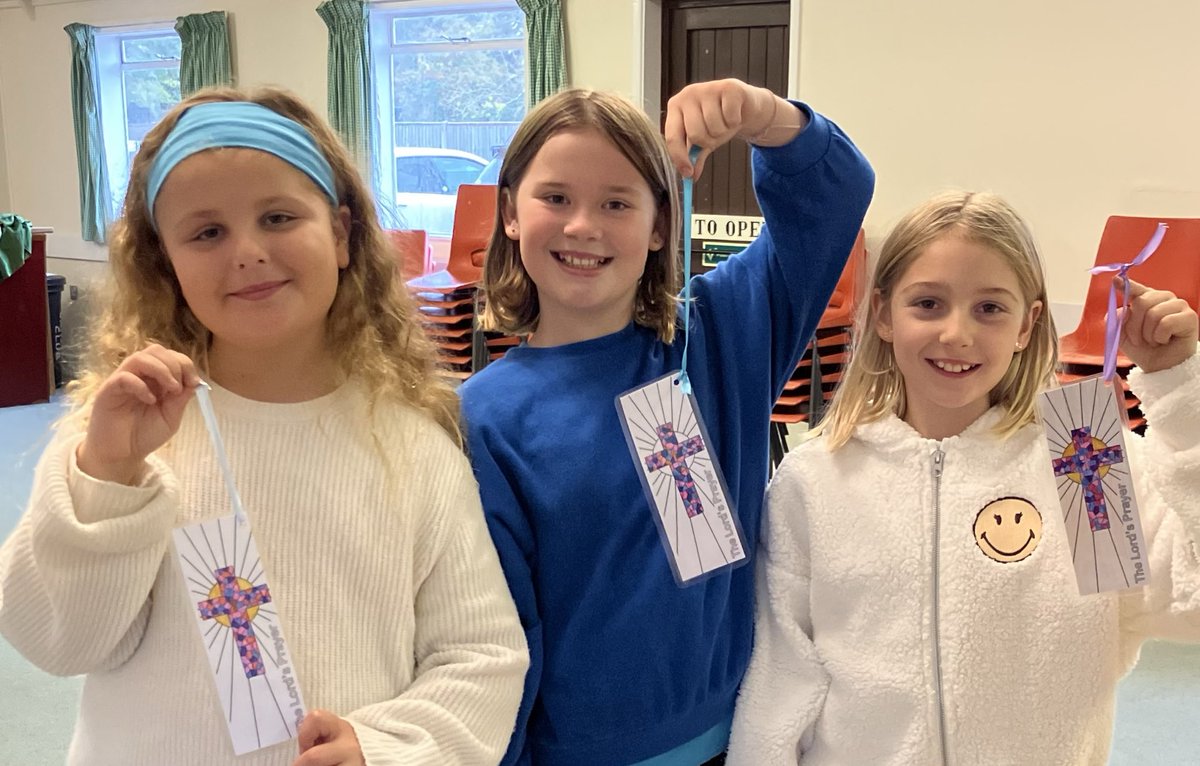 A joyful  Sunday in #Sidlesham. At Crafty Communion children enjoyed having drums &amp; shakers for the clapping Gloria (with 18 of them a joyful noise indeed!) Action songs, learnt about prayer &amp;creating  the Lord’s Prayer bookmarks. In Church trad matins &amp; choir
<a href="/churchofengland/">The Church of England</a>