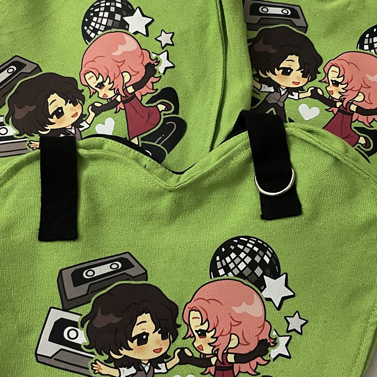 One month since #PromMeToHer! 🎸💚

We’re giving away three tote bags plus extra goodies as a thank you for the successful event! 

Rules: 
— must be following  
— like &amp; rt
— reply “GREEN BADING” 
— lsf will be shouldered by us
— MOD: j&amp;t 

UNTIL 11/04/25

(🇵🇭 ph only)