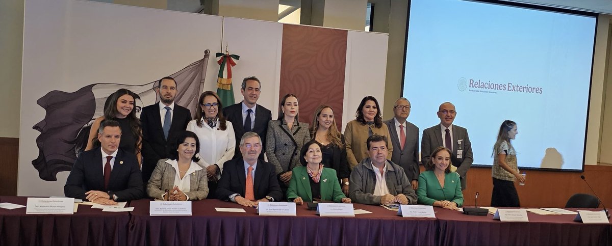 Seremos anfitriones de nuestros pares europeos para avanzar en el Acuerdo Global Renovado entre México y Europa.

Queremos ratificar nuestra vocación a favor de diversificar las relaciones de México con el mundo, sin descuidar las de nuestra región.