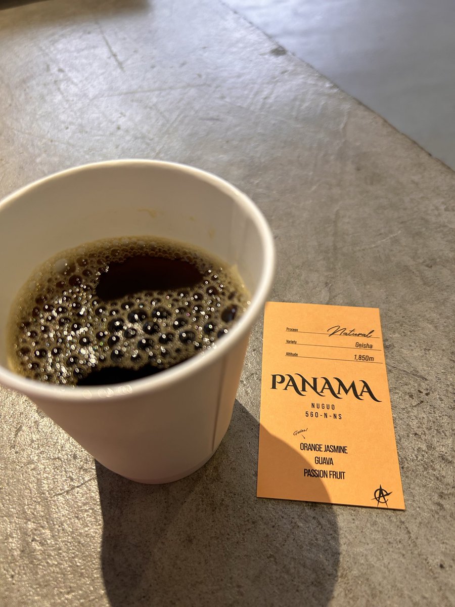 hanaokaion's tweet photo. 夫の元教え子くんの1日コーヒー屋さん【銀座ソニーパーク】に行ってきました。美味しかったです。贅沢させていただきました。 https://t.co/S6X2IZNSIV