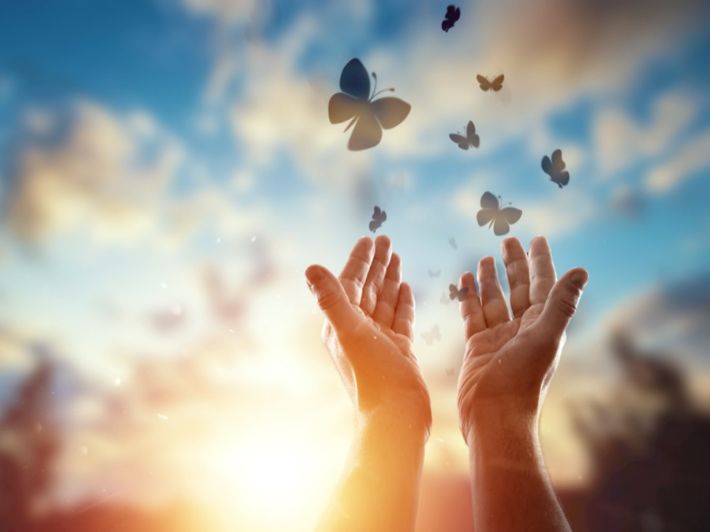 🍀اللَّهُمَّ أرزقنا أجمل مما تمنَّينا، وأكثر مما توقَّعنا، وأفضل مما دعَونَا🍀