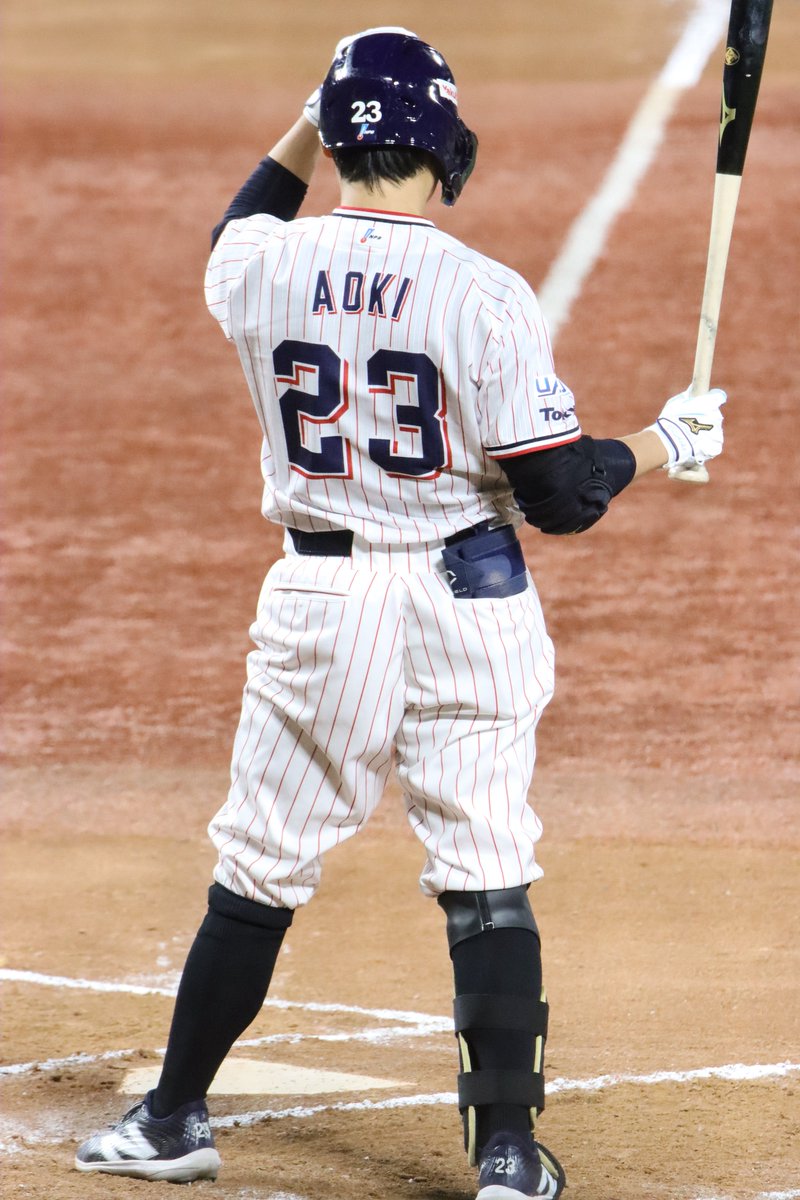 Wooohan's tweet image. ここで勝利を呼べ 行くぞ青木宣親ー！
20241002 神宮球場
#これを見た人は無言で去年の10月の画像を貼る