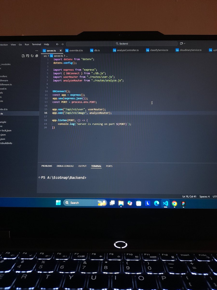 amanntwt's tweet image. **Morning Update:**
- Finished the backend development for the hackathon project.