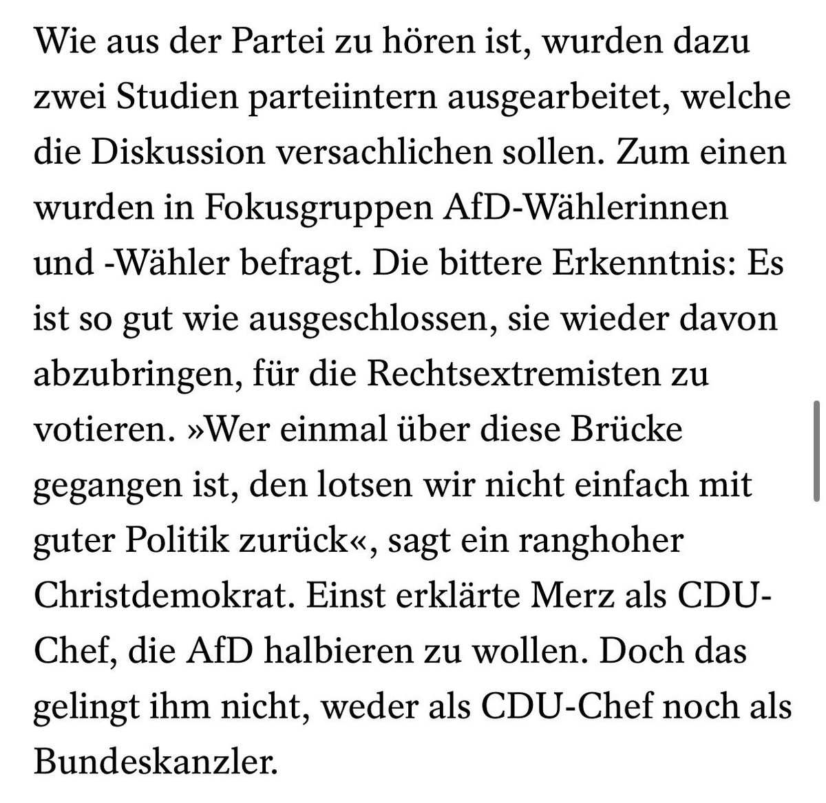 Verwirrung

Auf der einen Seite Gefasel von Brücken zur AFD (um Wähler zurück zu holen, da muss man DEREN Probleme lösen &amp; rechtsextreme Politik machen, richtig?), auf der anderen Seite WISSEN die schon, das das Vorgehen Bullshit ist?

Ja, was denn jetzt? Entscheidet euch