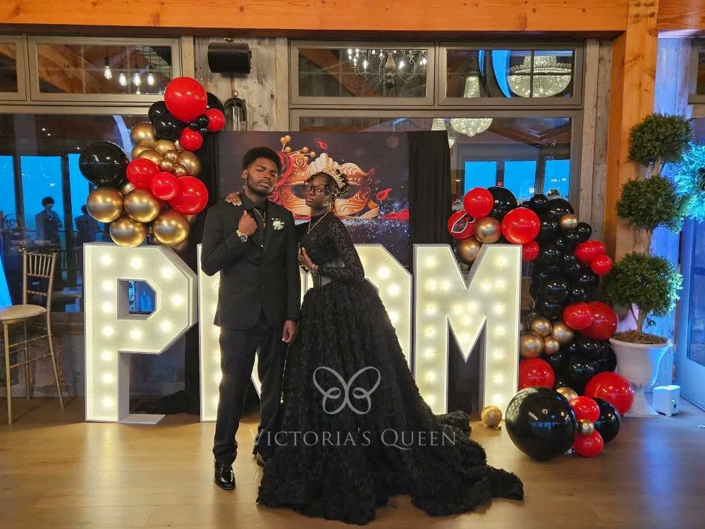 VQ_dresses's tweet photo. “I will now be ordering from this website forever. They do amazing work &amp; I got EXACTLY what I wanted for an unbeatable price. Thank you."😊
#blackpromdress #rosetteflowers #Offshoulder #Engagement #Ballgown #VictoriasQueen #reivew #feedback #custommade #customer https://t.co/DQGrnL4u1Z