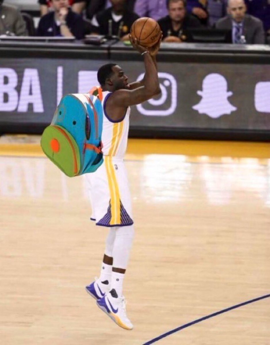 AHAHAHAHA TONTON FOR THREE IN THE CORNER !!! 🔥