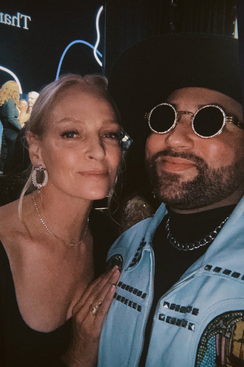 I sang in front of Uma Thurman tonight for a charity that’s so damn special and I can’t believe this is real life. <a href="/RoomtoGrow_org/">Room to Grow</a>