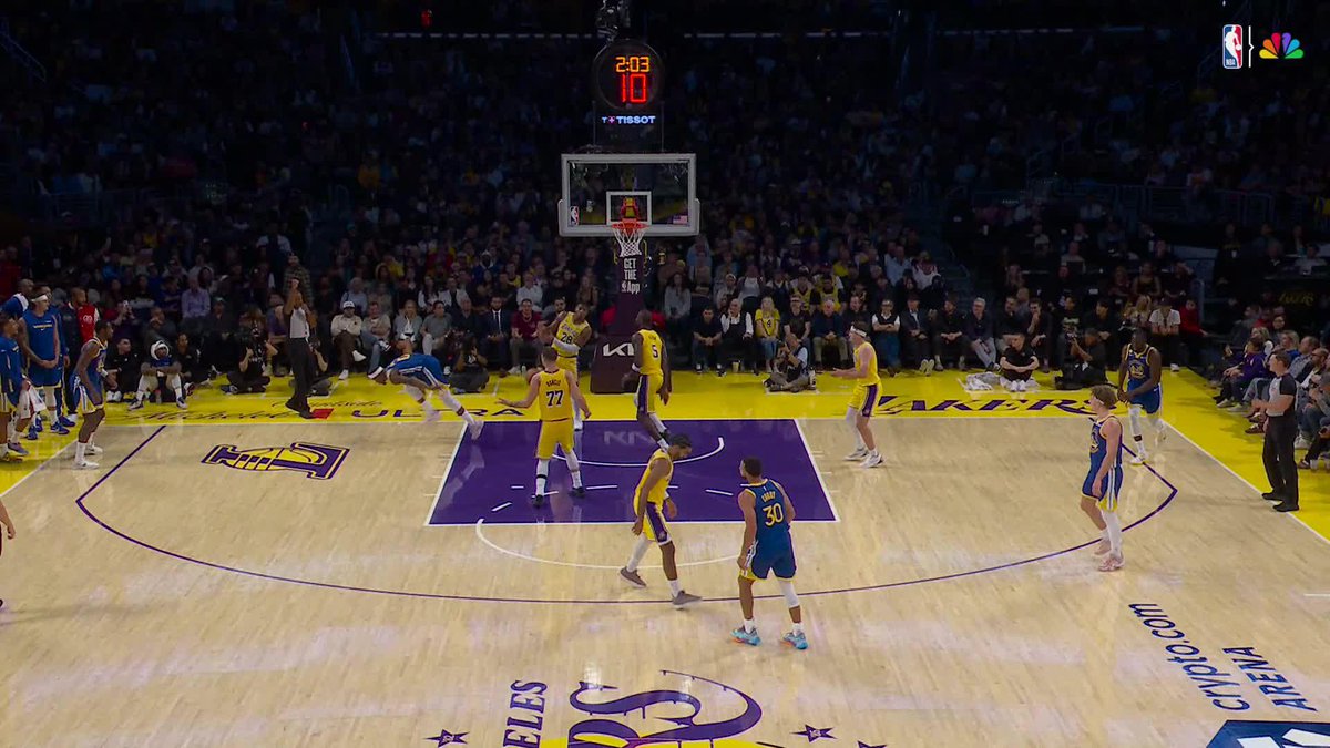 No notes. Just good basketball.

📺 @NBAonNBC 
