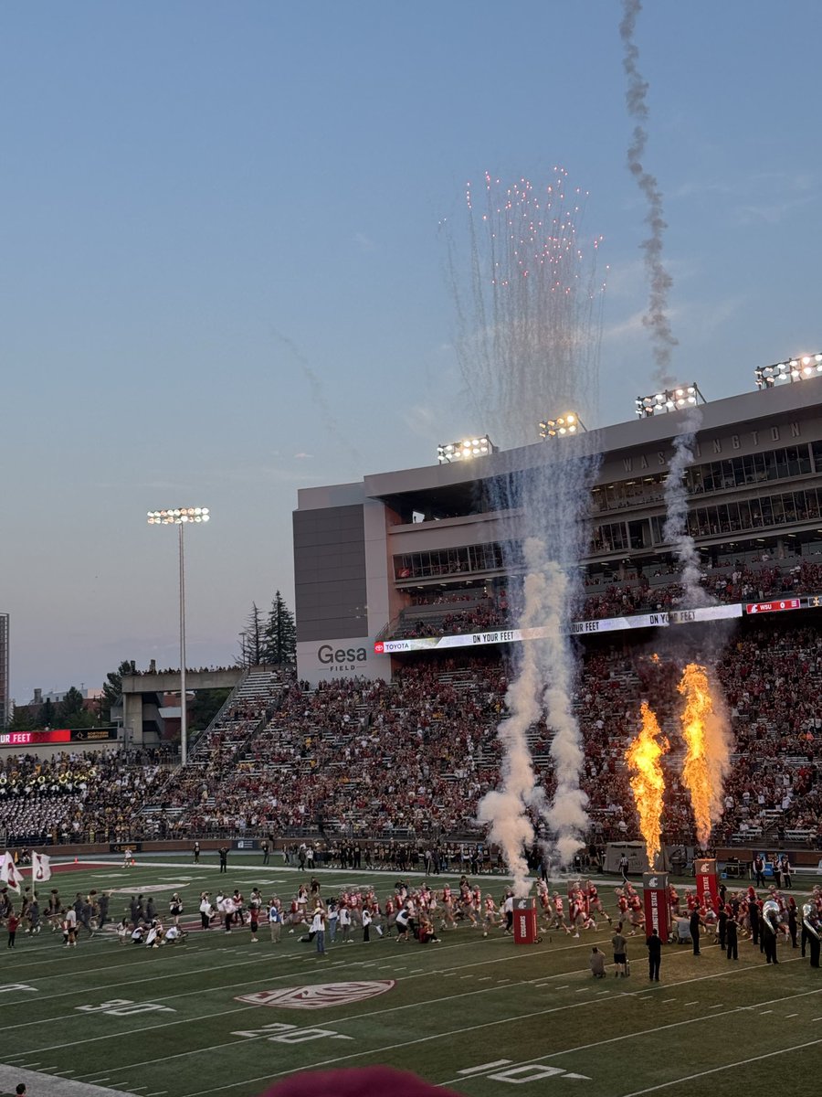 evrybodyluvskai's tweet image. #PullmanBCT