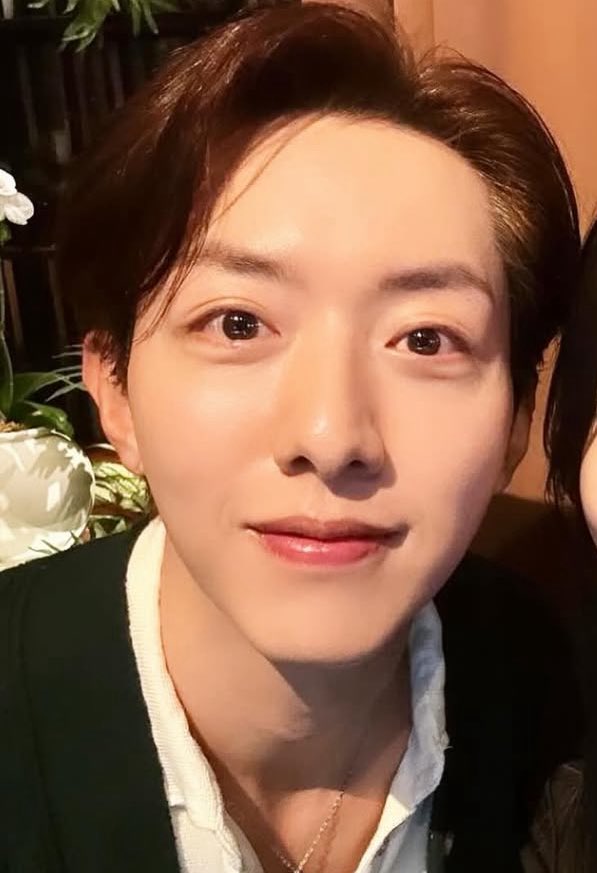 나 이렇게 정신 오빠가
여고 담임 선생님 같을 때마다
마음이 너무 힘듦