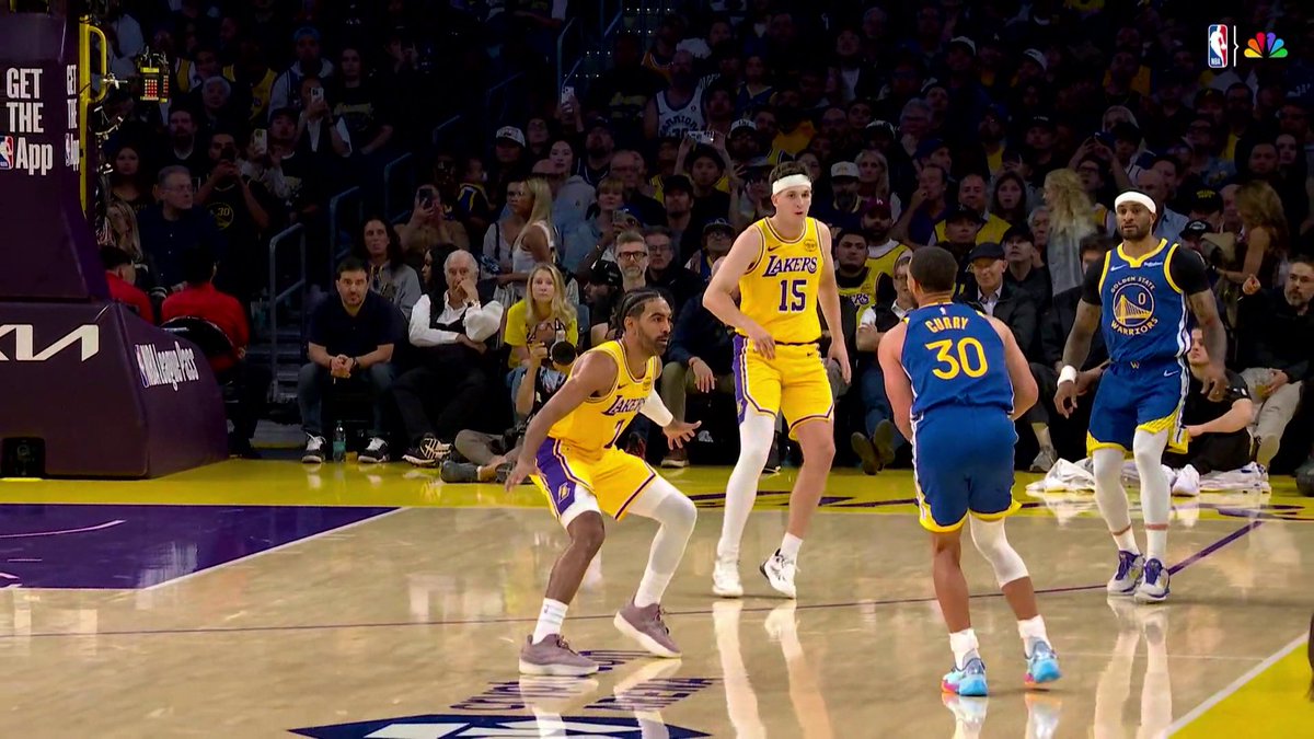 Look at where Steph is...my first thought was "you can't closeout like this."

Steph Curry is still insane.