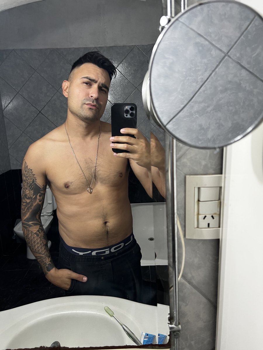 𝕆𝕟𝕝𝕪 𝔼𝕟𝕫𝕚𝕠 𝔹𝕝𝕒𝕔𝕜 🇦🇷 (@emanblacky) on Twitter photo 