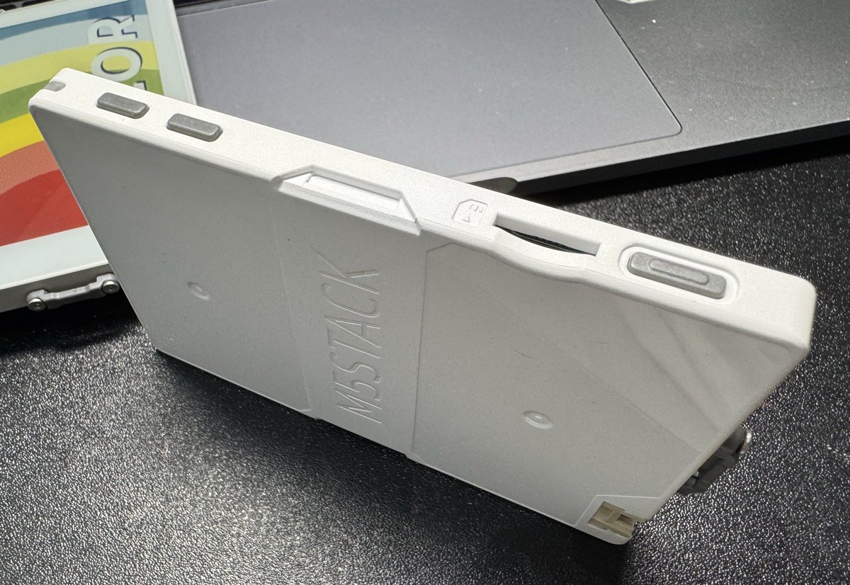 M5Stack's tweet image. PaperColor molding arrived