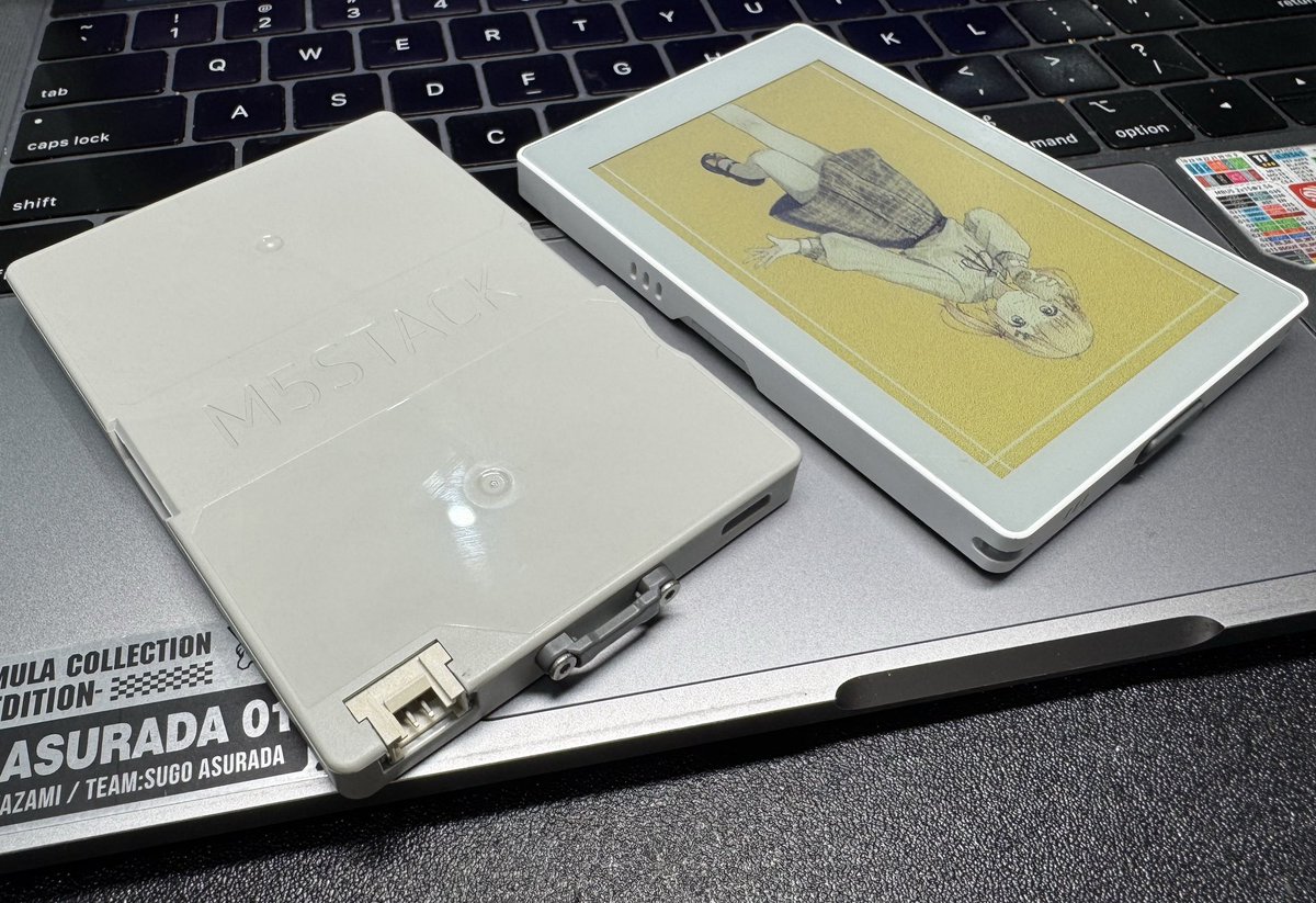 M5Stack's tweet image. PaperColor molding arrived
