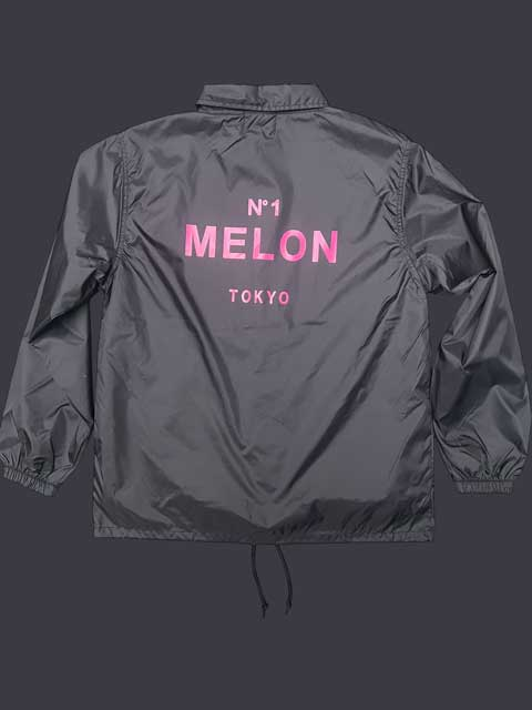 PLASTICS_official tweet media