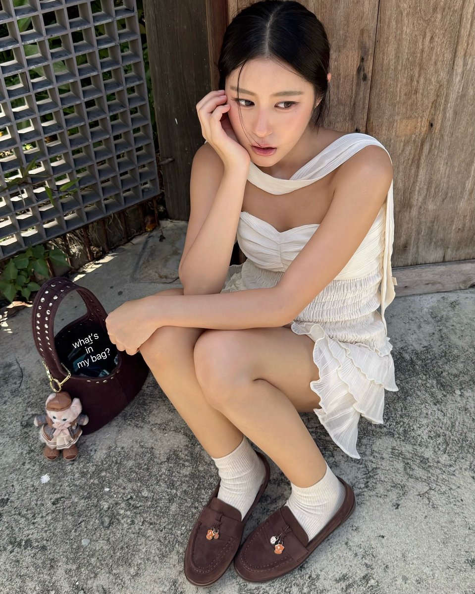 CiizeDaisy's tweet image. [Ciize Update] Post IG 221025

noonenotice

IG : ciizezphr 
🔗 instagram.com/p/DQGU8RfCavi/…

#ciizezphr #CiizeRutricha #MyFanze